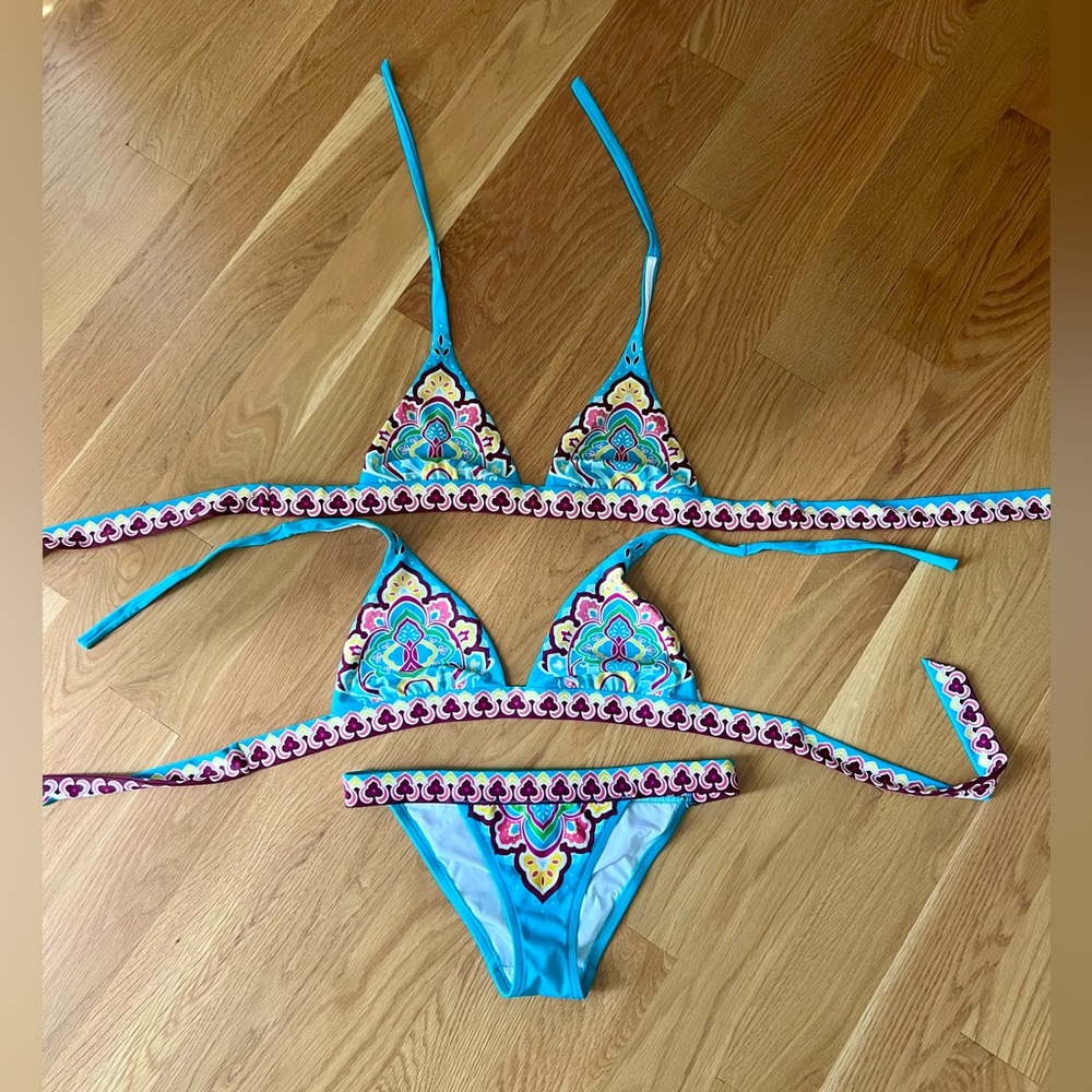 Victoria’s Secret Swimsuit-3 Pieces
